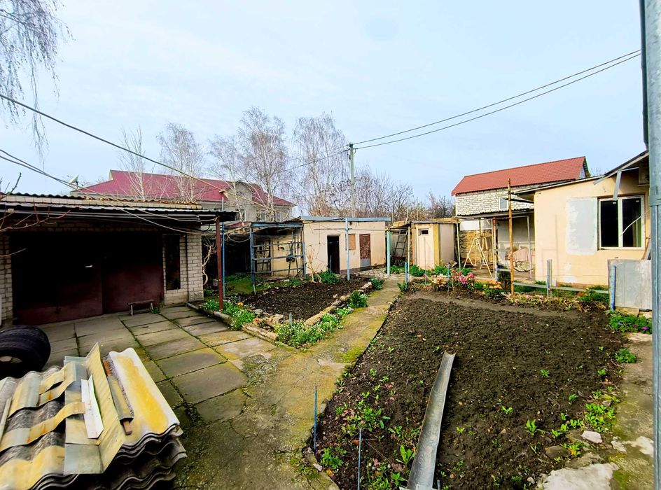 Півдому 62 м2 центр 1 Слобідська Ковальська газ санвузол великий двір