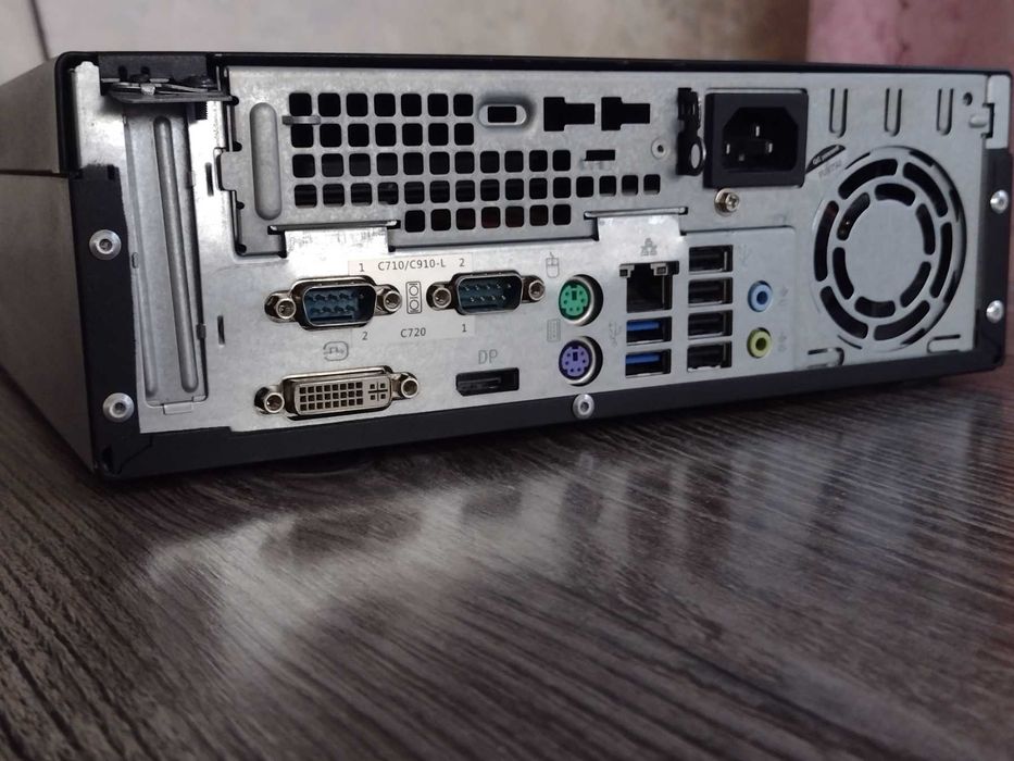 Комп Fujitsu Esprimo C720 sff. . Intel Pentium G3250 s1150