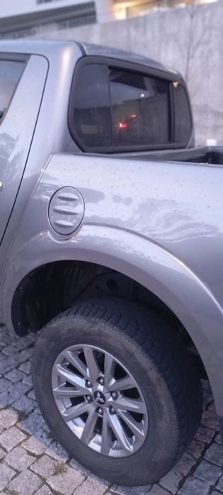 Mitsubishi L200 4X4 2015 180cv