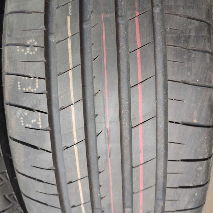 Opony 215/55-18 95 H  Bridgestone Turanza T005A  SUV 4x4