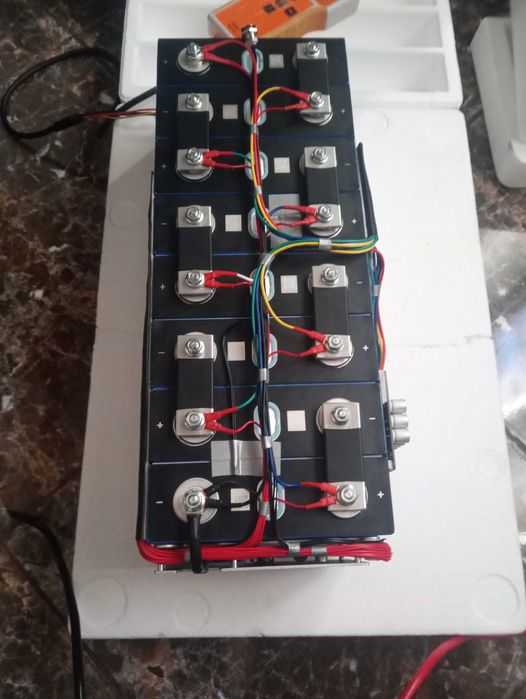 Аккумулятор LiFePo4 100Ah 24V 2.6kW