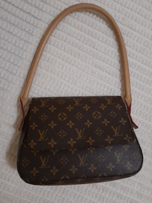 Mala de Senhora de marca Louis  Viton