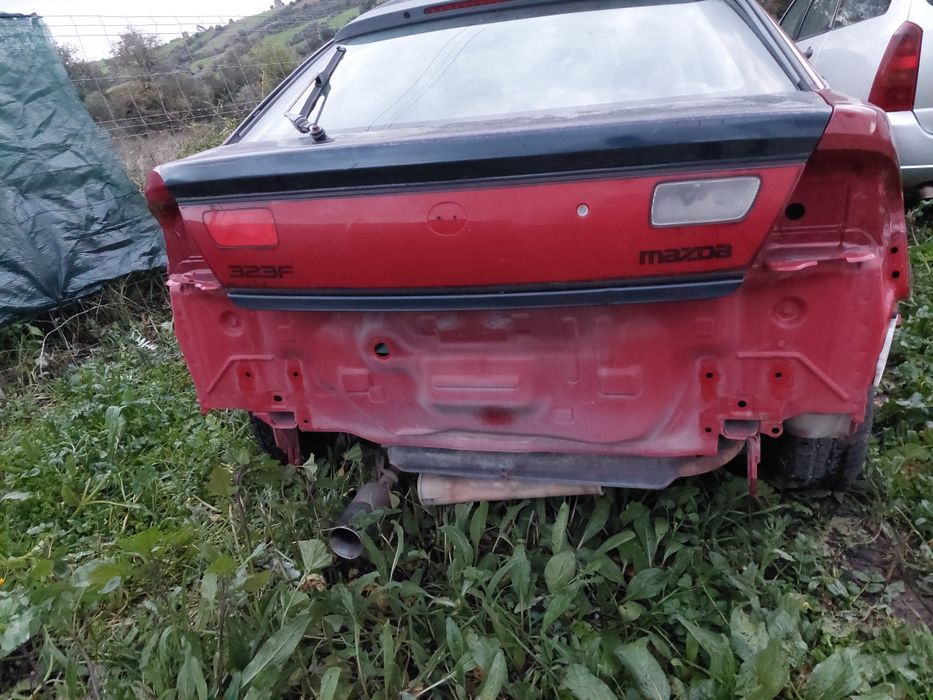 Mazda 323F peças