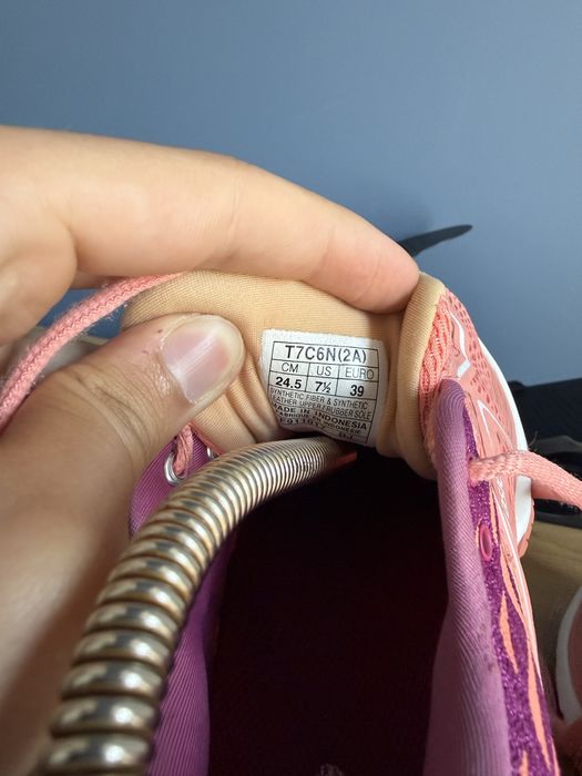 Кросівки Asics жіночі, 39 розмір, 24,5 см, рожеві, спортивні, оригінал
