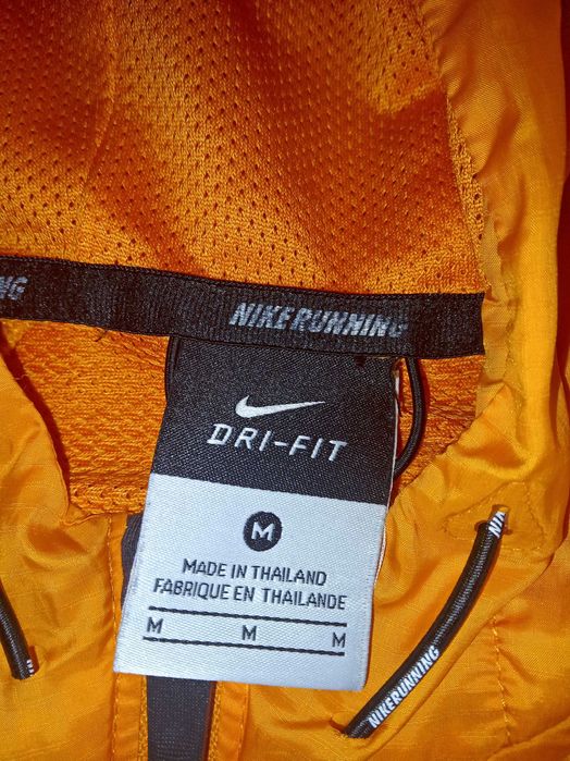 Продам мастерку Nike Dri-fit