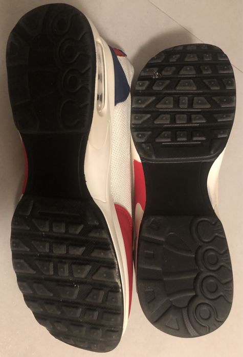 • Buty Damskie Tommy Hilfiger Używane - (Wkładka 25,5 cm / Rozmiar 39)