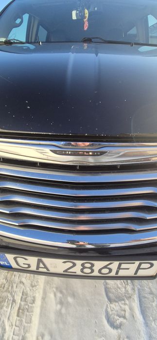 Chrysler Country Town  2013