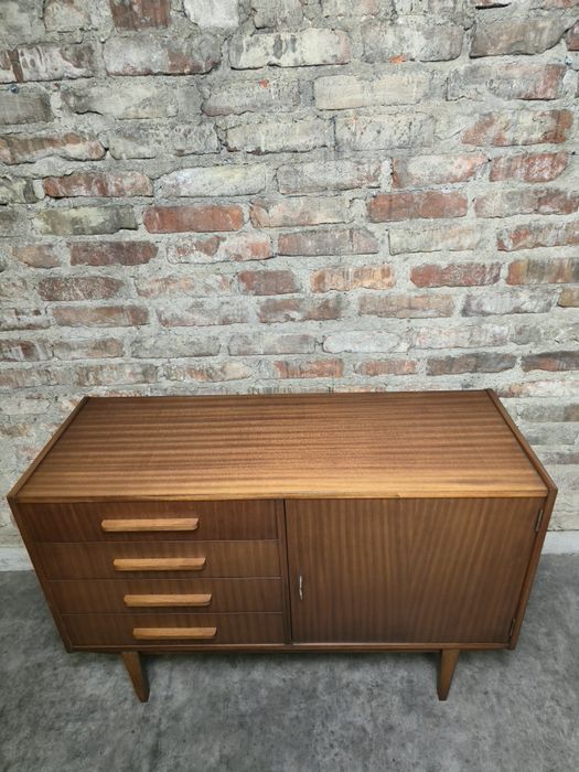 Komoda vintage prl Violetta po renowacji