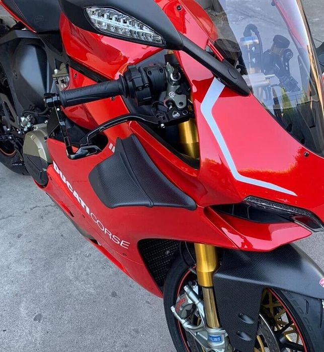Крила-спойлери для Ducati Panigale V2/V4 — Winglets