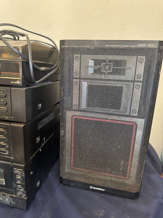 Aparelhagem com gira discos