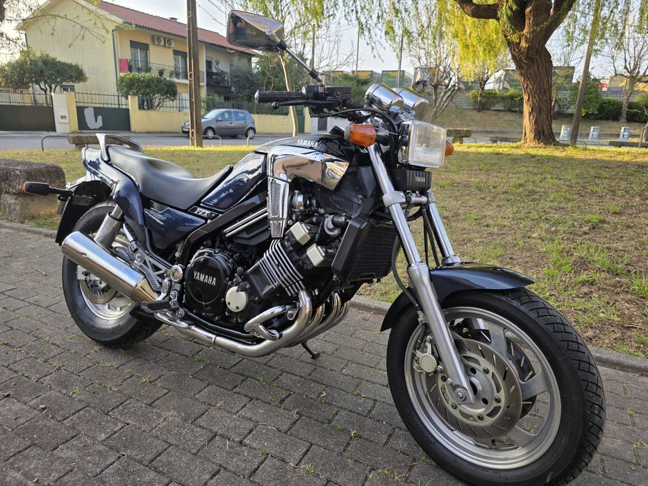 Yamaha FZX 750 100% original imaculada