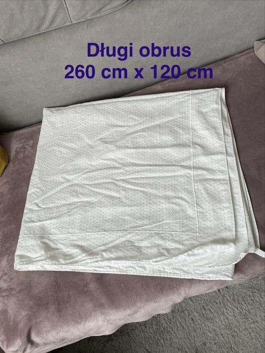 Prostokątny obrus na stól długi 262 cm x 122 cm