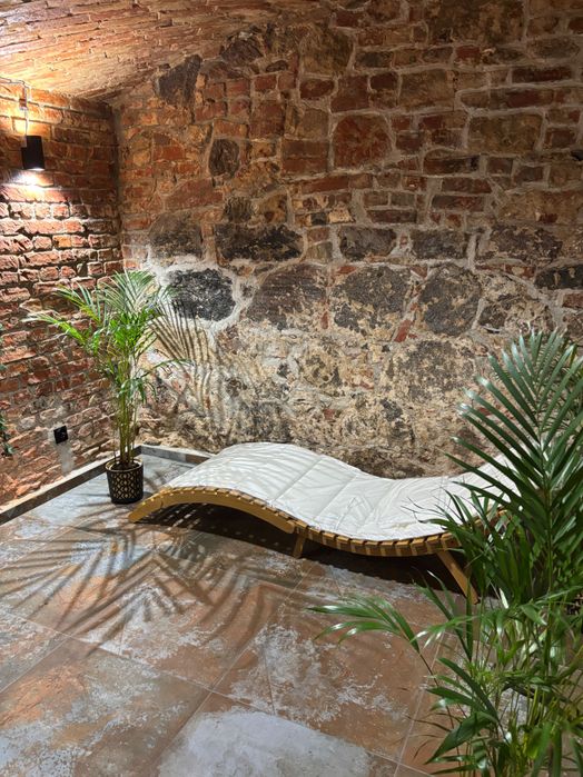 Wynajem pokoi kwatery wypoczynek  imprezy turystyka sauna jacuzzi