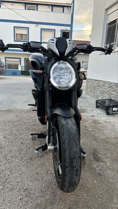 MV Agusta Dragster 800r 2025