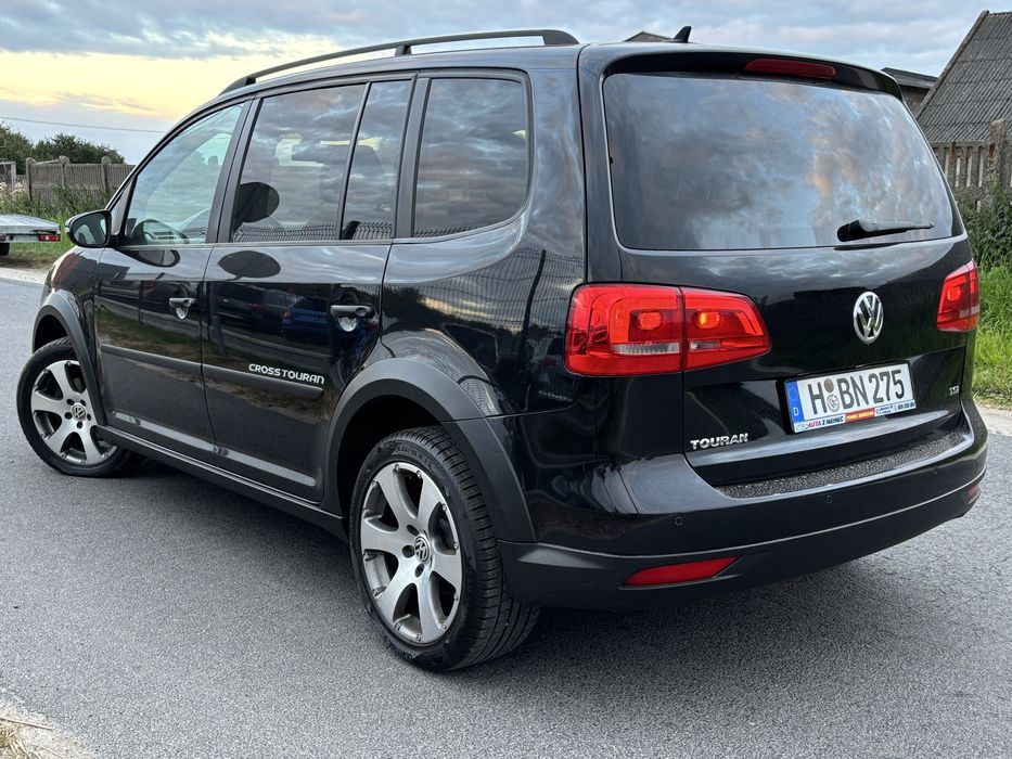 Volkswagen Touran Cross ! Bi-Xenon ! Led ! Po Opłatach !