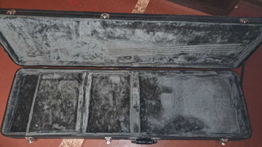 Бас гітара Fender Squier P Bass