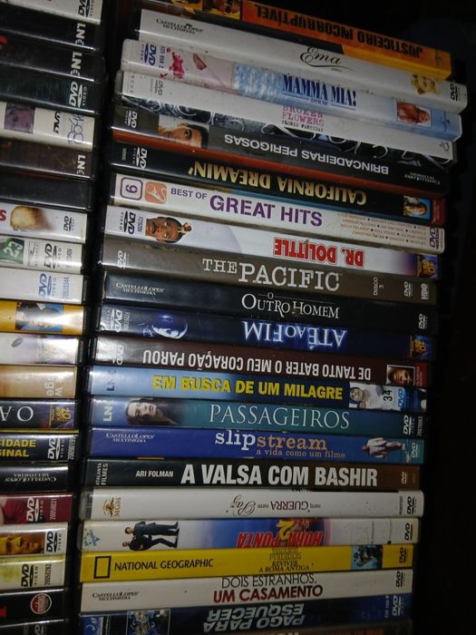 Conjunto 80 DVd filmes diverso 50 €