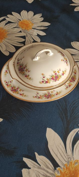 Terrina e 2 travessas Royal Grafton