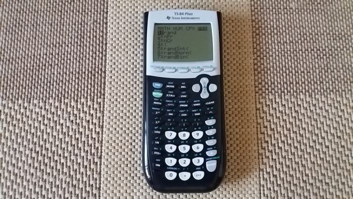 Calculadora Gráfica TI-84 PLUS (Inclui Modo Exame)