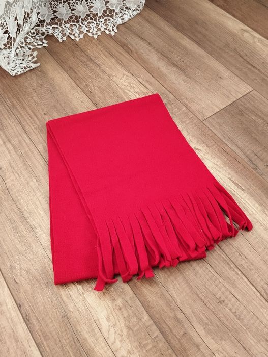 Жіночі шарфи в чудовому стані