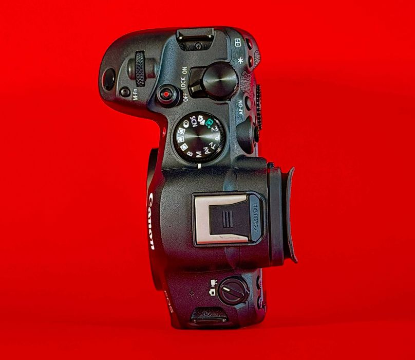 (Reservada) CANON Mark II R6  USADA COM NOVA