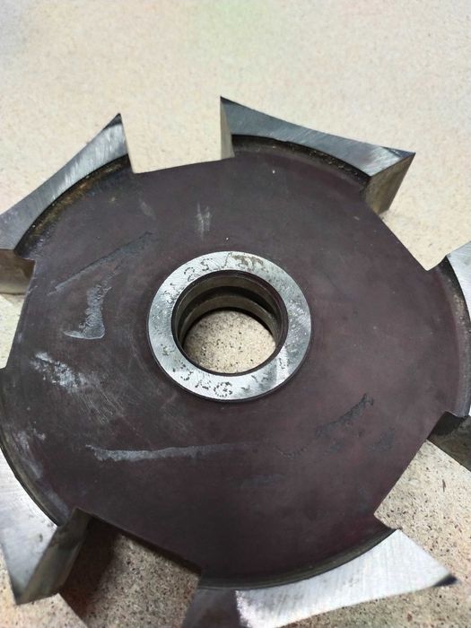 Frezy proste do drewna