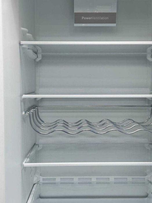 Чорний Холодильник BOSCH KGV36VBEAS