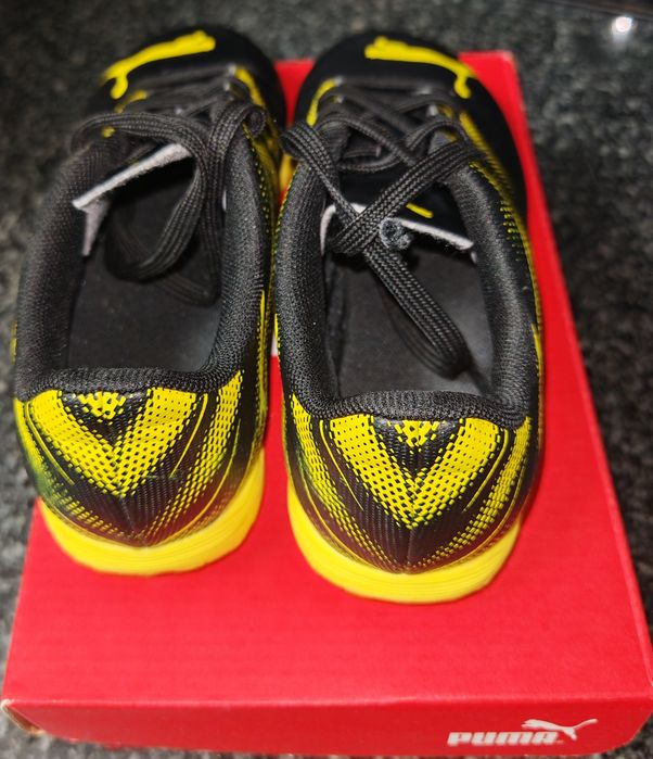 Sapatilhas futsal Puma