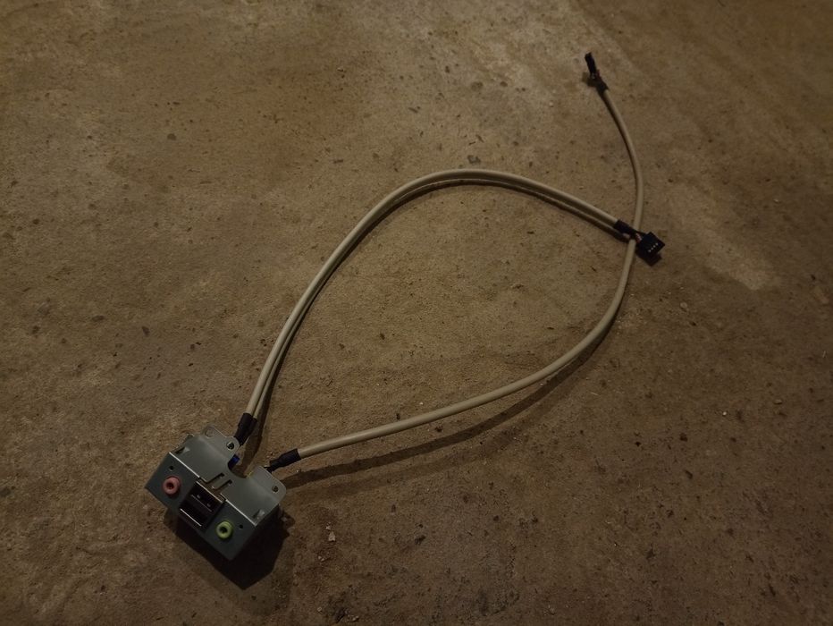 Panel przedni 2x USB i Audio ,cena za 5szt.