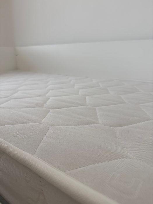 Cama criança Bainba nova com colchão