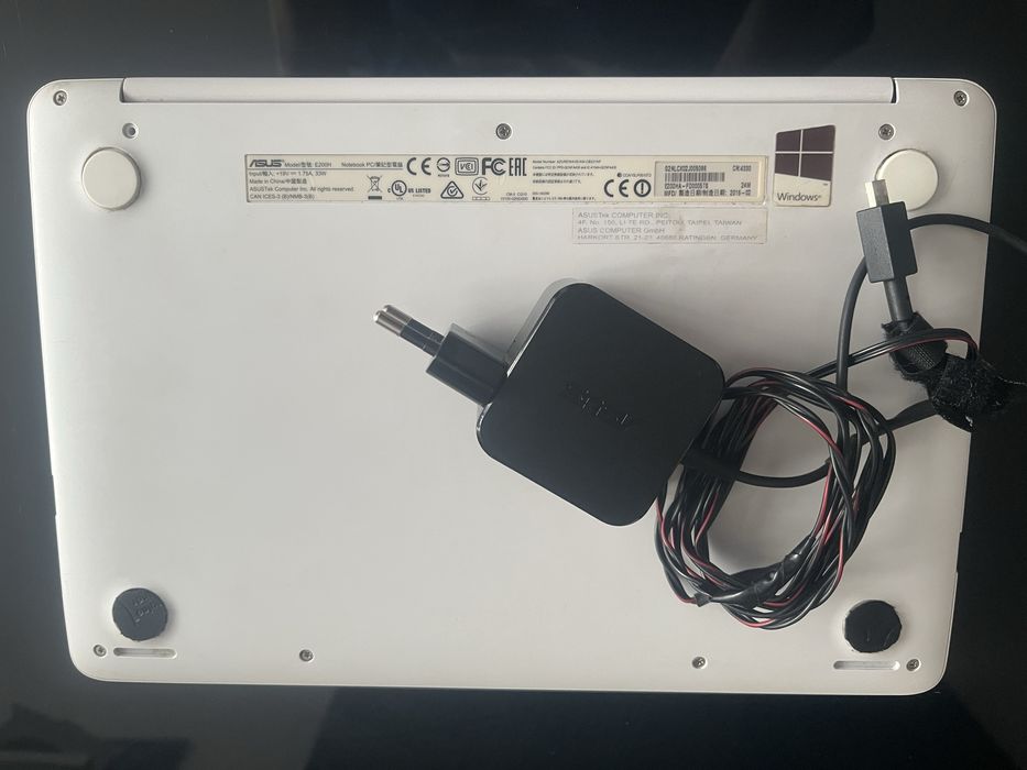 Laptop -  netbook ASUS i zegarek smartwatch