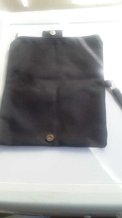 pouchet para homem original