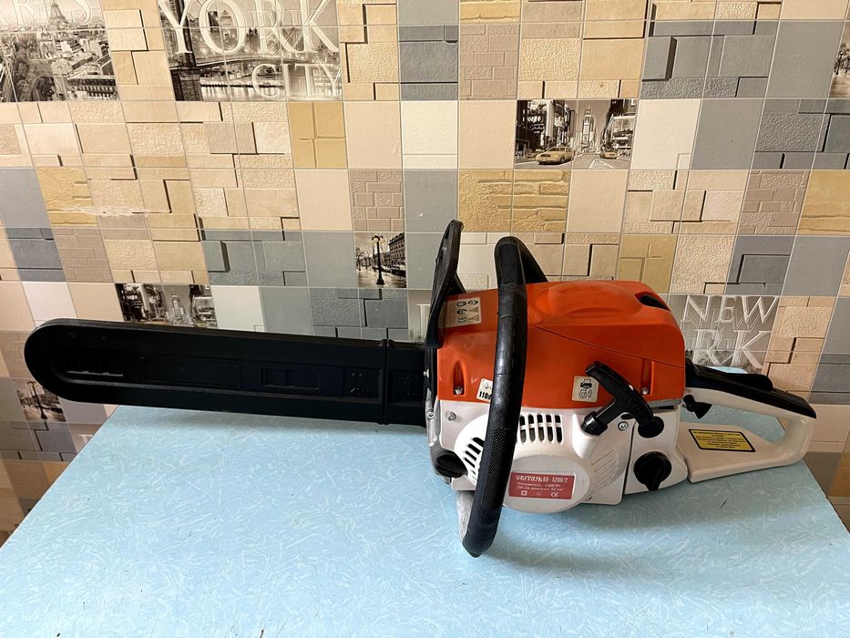 Продаю бензопилу цепную Свитязь БП-5200/2, 3300 Вт, новая