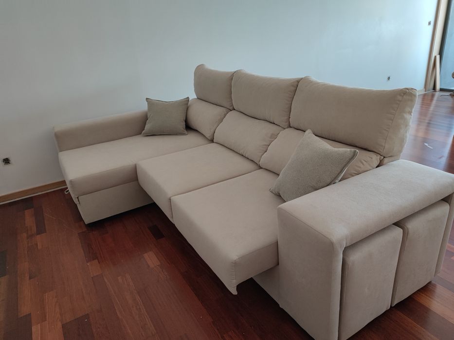 Sofá de 3 lugares c/ chaise longue