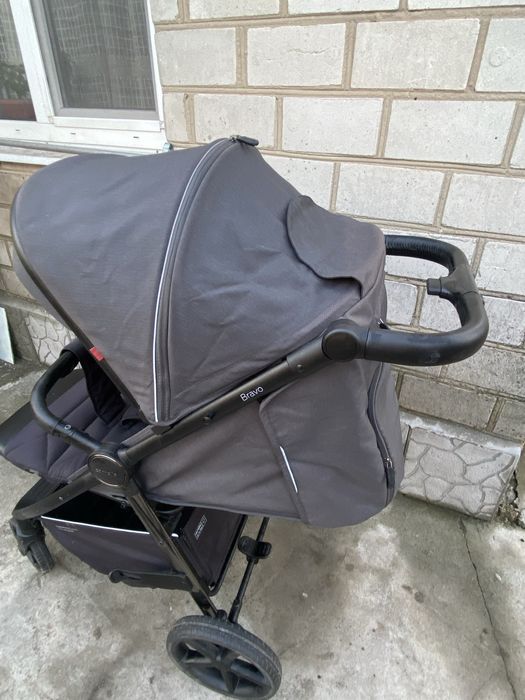 Прогулянкова коляска Bravo