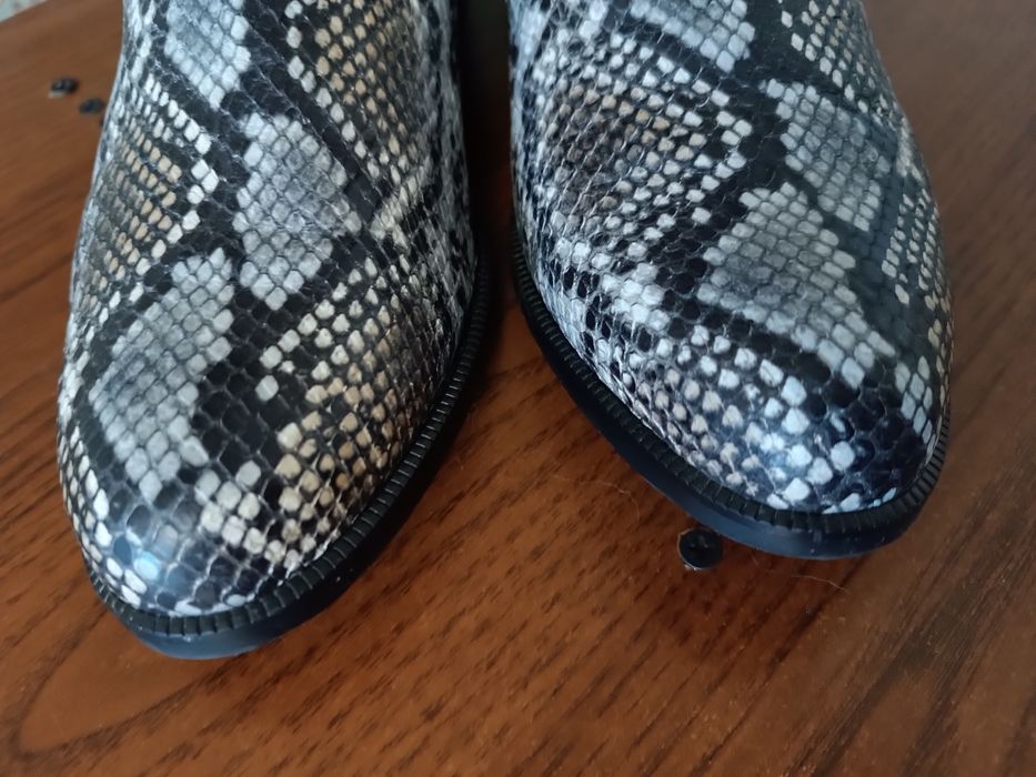 Ботинки кожаные женские Италия, р. 40