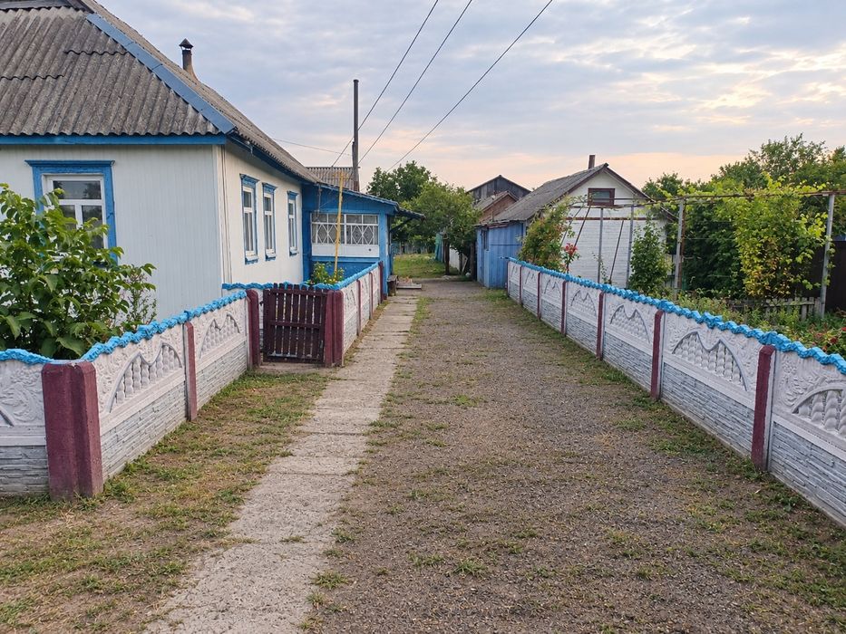 Київська область  продаж будинку та земельної ділянки