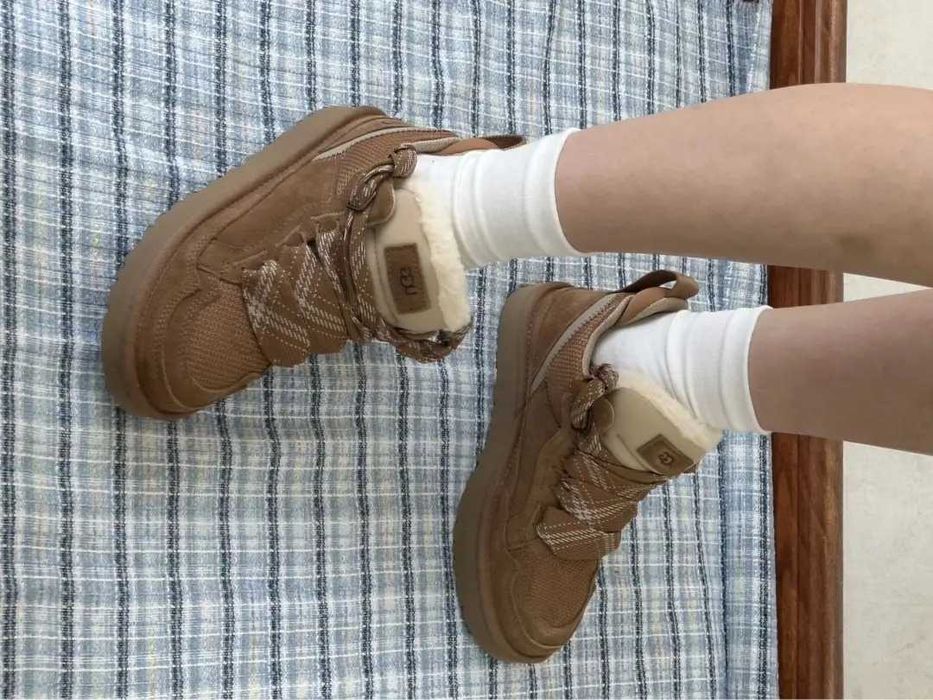 UGG Lowmel Chestnut r.36