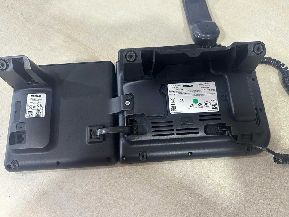 Central telefónica com telefones