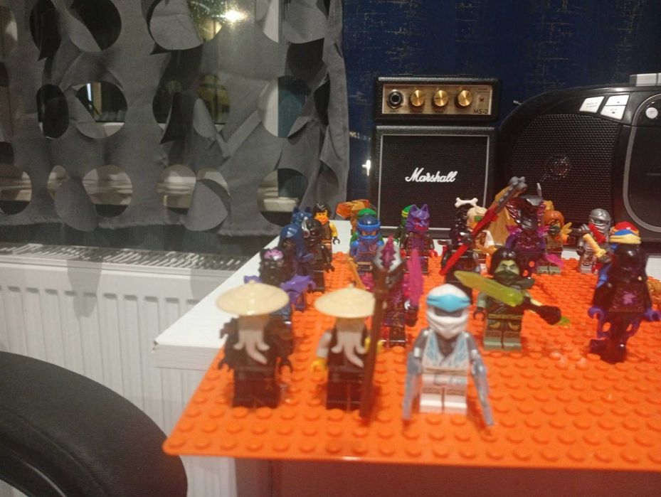 Kolekcja figurek lego ninjago