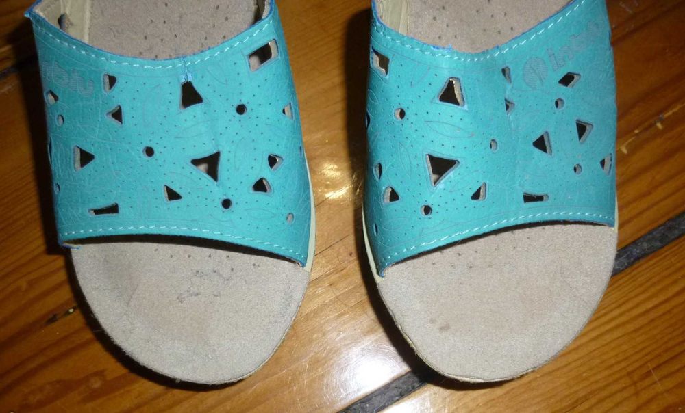 skórzane klapki Inblu -35