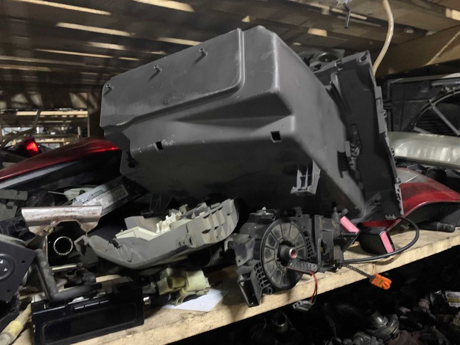 Розборка Renault Laguna 2 Лагуна 1.8 1.9 2.0 2000-2007 Разборка