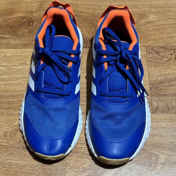 Кроссовки адидас для ребенка 39.5 размер, состояние новых