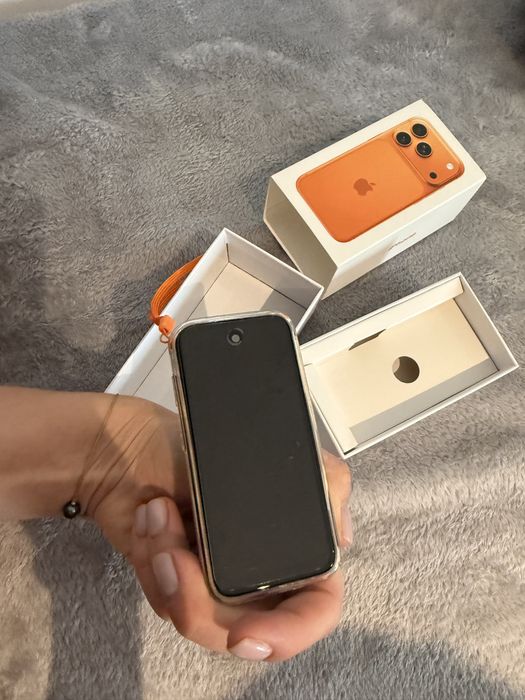 Mini telefon  robi zdjecia laczy sie internetem i jest po polsku