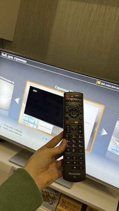 Panasonic Viera TX-LR42ET60 42” Full HD LED