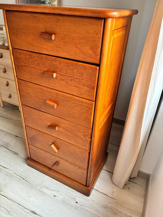 Cómoda de Madeira Castanha