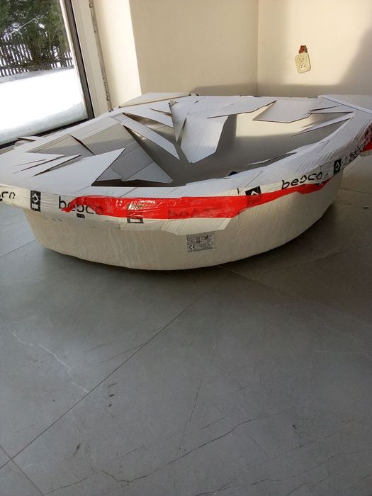 Sprzedam brodzik głęboki 90/90stan nowy zmieniliśmy obcje na wanne