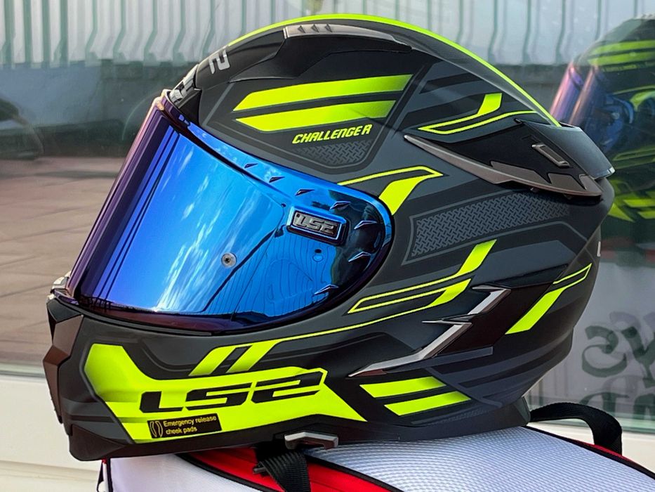 Capacete NOVO LS2 Challenger Matt Black/Fluo(44% Desconto) Em XL e XXL
