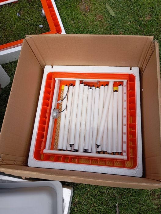 Inkubator automatyczny Dino plus 92 jaja bez akcesoriów