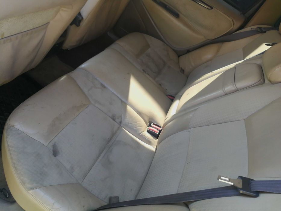 Volvo v70  silnik 2.5